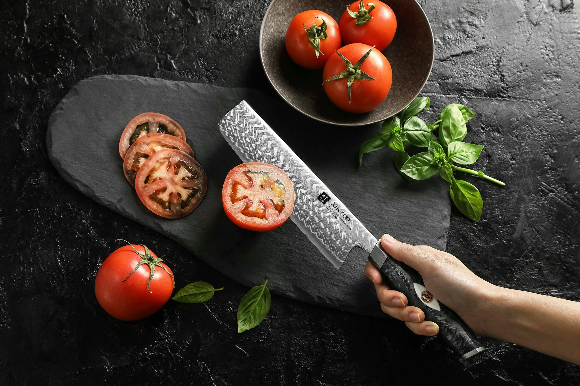 Nóż Nakiri XinZuo Li X04 prezentacja krojenia nożem