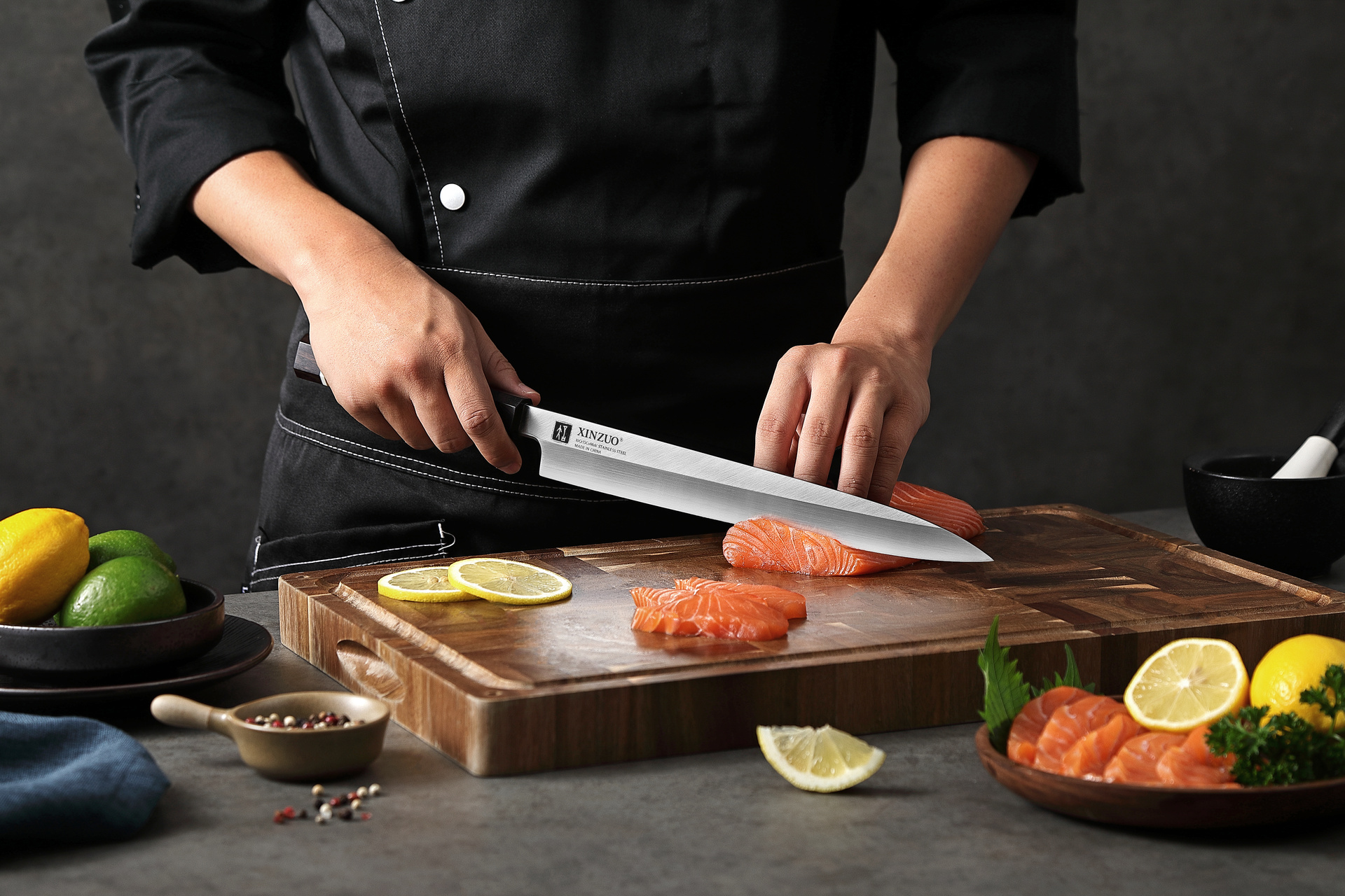 Nóż XinZuo Sashimi F3S prezentacja krojenia nożem